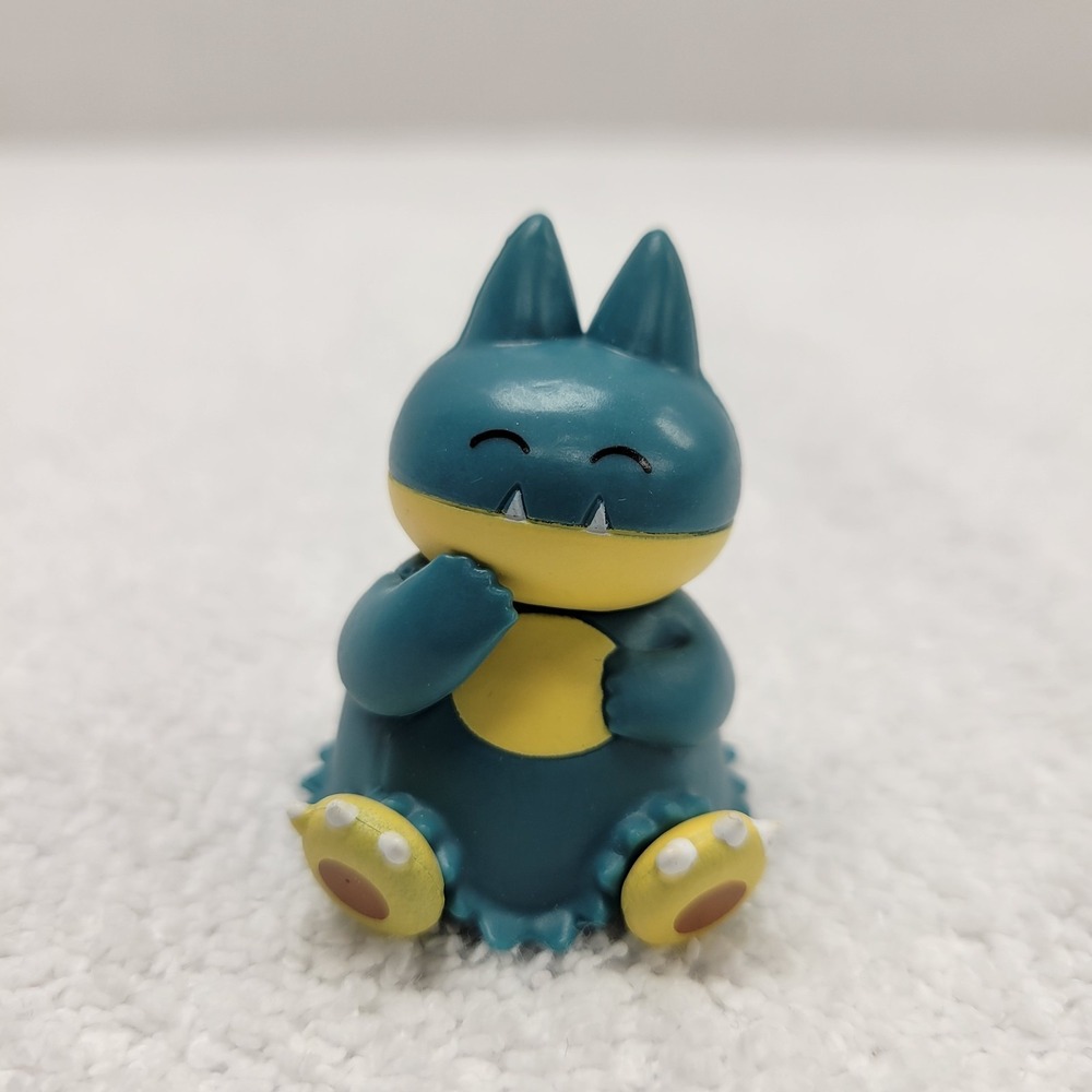 Pokemon Munchlax 1.75" action figure by Wicked Cool Toys